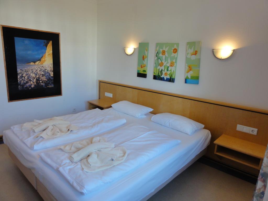 Ferienwohnung Im Duenenpark بينز الغرفة الصورة